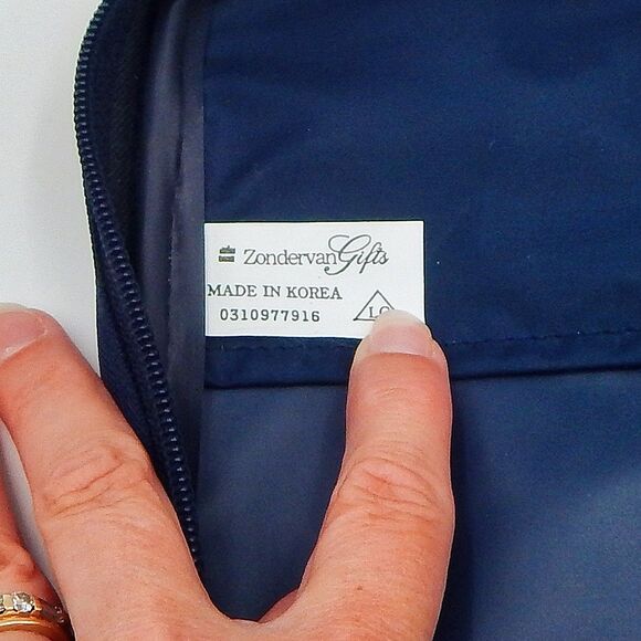 Zondervan Gifts Vintage Angel Tapestry Cover Fabric Bible Carrying Case Zip Up - Picture 6 of 12